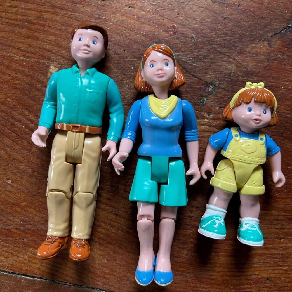 Vintage loving family dolls